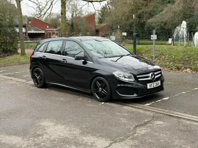 Begagnad Mercedes B180 AMG line 109 HK (80 kW) 2015 Svart Minibuss