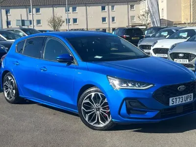 Używany Ford Focus ST-Line X 2023 Niebieski Hatchback