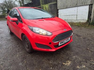 Red Used 2013 Ford Fiesta Style Hatchback | £795 (Super price)