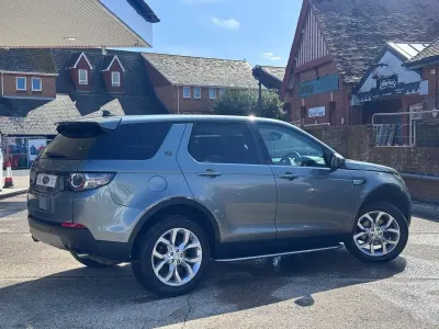 Used Land Rover Discovery Sport SE 180 HP (132 kW) 2020 Blue SUV