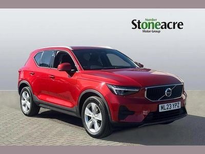 Used Volvo XC40 Core 161 HP (118 kW) 2023 Red SUV