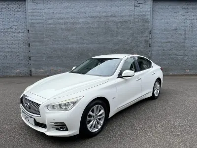 Used Infiniti Q50 170 HP (125 kW) 2015 White Sedan