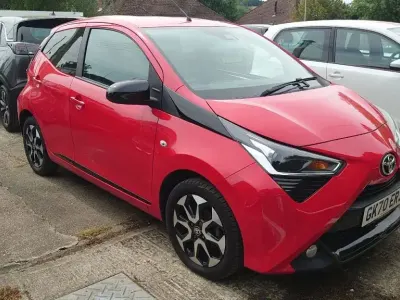 Used Toyota Aygo Trend 72 HP (52 kW) 2020 Red Hatchback