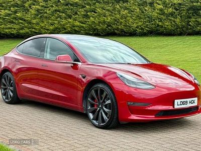 Używany Tesla Model 3 Performance 11 kW (15 KM) 2019 Sedan/Limuzyna