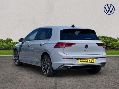 Second-hand VW Golf VIII Edition 150 CP (110 kW) 2023 Gri Hatchback
