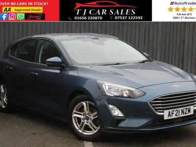 Używany Ford Focus Zetec 125 KM (91 kW) 2021 Niebieski Hatchback