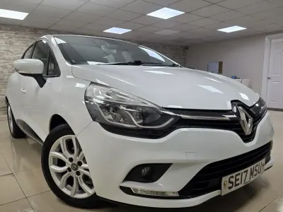 Używany Renault Clio IV Dynamique 90 KM (66 kW) 2017 Biały Hatchback