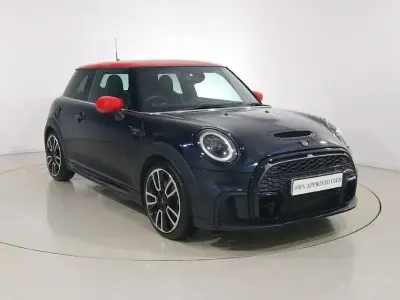Begagnad Mini Cooper S Hatch 176 HK (129 kW) 2023 Svart Halvkombi