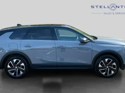 Used Vauxhall Grandland X GSe 143 HP (105 kW) 2025 Grey SUV