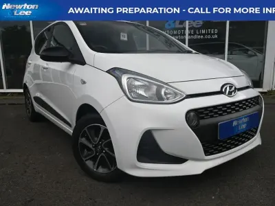 Used Hyundai i10 GO! 67 HP (49 kW) 2018 White Hatchback