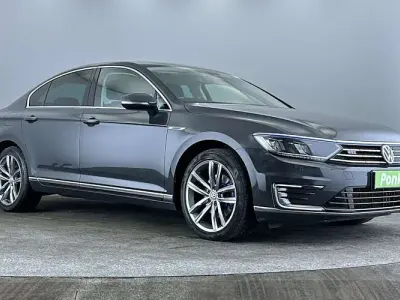 Used VW Passat GTE 218 HP (160 kW) 2017 Grey Sedan