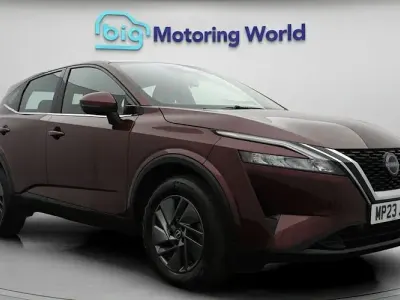 Begagnad Nissan Qashqai Acenta Premium 158 HK (116 kW) 2023 SUV