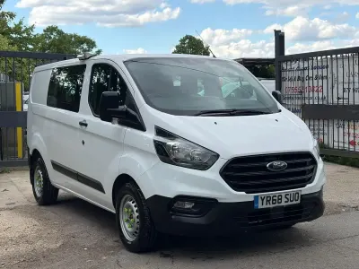 Used Ford Transit Custom 105 HP (77 kW) 2018 White Van