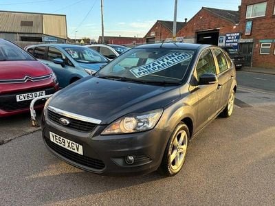 Used Ford Focus Zetec 110 HP (80 kW) 2009 Grey Hatchback