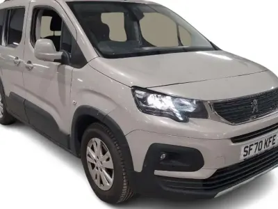 Used Peugeot Rifter Allure 131 HP (96 kW) 2020 Beige MPV