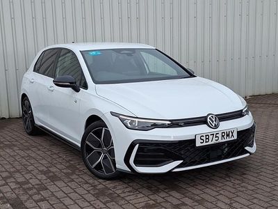 New VW Golf VIII Black Edition 150 HP (110 kW) 2025 White Hatchback