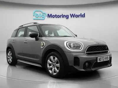 Używany Mini Cooper Countryman Classic 222 KM (163 kW) 2022 Szary SUV