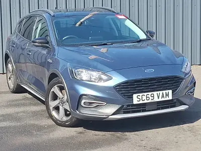 Used Ford Focus Active 120 HP (88 kW) 2020 Blue Hatchback