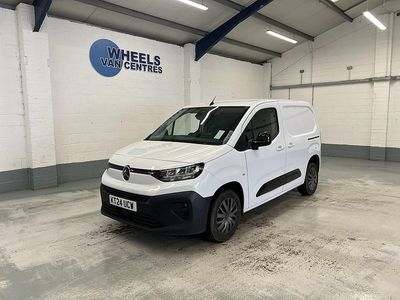 Used Citroën Berlingo 100 HP (73 kW) 2024 White MPV