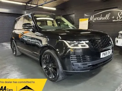 Gebraucht Land Rover Range Rover Vogue 306 PS (225 kW) 2018 Schwarz SUV
