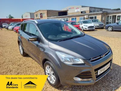 Used Ford Kuga Titanium 150 HP (110 kW) 2016 Grey SUV