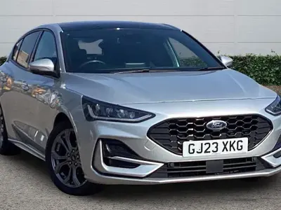 Used Ford Focus ST-Line 125 HP (91 kW) 2022 Silver Hatchback