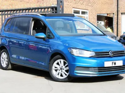Używany VW Touran Family 150 KM (110 kW) 2020 Niebieski Minivan
