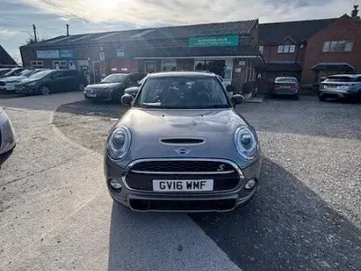 Begagnad Mini Cooper 2016 Silver Halvkombi