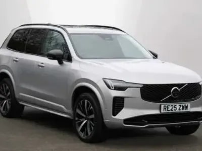 Begagnad Volvo XC90 Plus 250 HK (183 kW) 2025 SUV