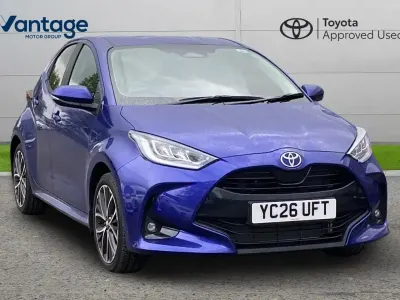 Used Toyota Yaris Design 113 HP (83 kW) 2026 Blue Hatchback