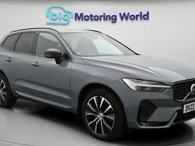 Used Volvo XC60 Plus 250 HP (183 kW) 2023 Grey SUV