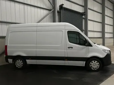 Used Mercedes Sprinter Premium 150 HP (110 kW) 2022 White Van