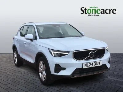 Used Volvo XC40 Core 160 HP (117 kW) 2024 Blue SUV