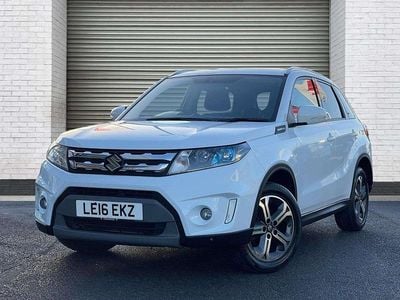 Superior white Used 2016 Suzuki Vitara SZ5 SUV | £10,999 (Fair price)