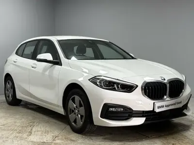 Used BMW 118 Sport Line 134 HP (98 kW) 2023 White