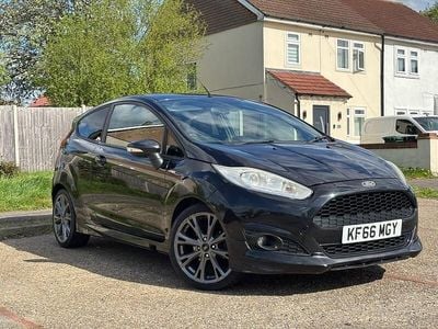 Usado Ford Fiesta ST-Line 2016 Preto Citadino