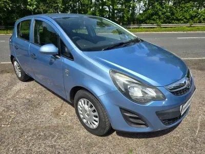 Usado Vauxhall Corsa S 2013 Azul Citadino