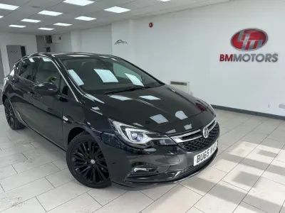 Used Vauxhall Astra Elite 150 HP (110 kW) 2016 Black Hatchback