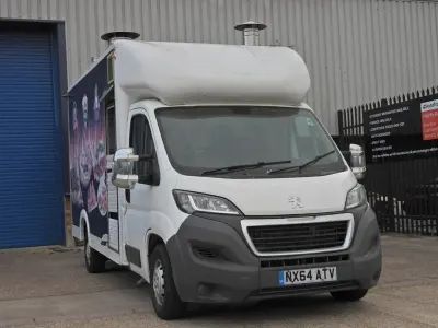 Used Peugeot Boxer 130 HP (95 kW) 2014 White Van
