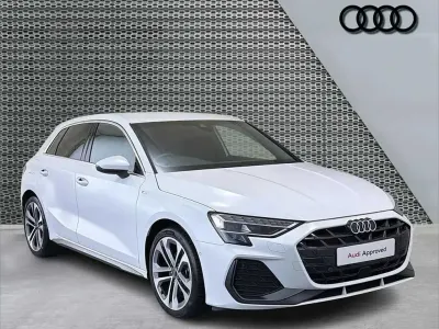 Used Audi A3 S-Line 147 HP (108 kW) 2025 White Hatchback