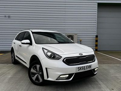 White Used 2016 Kia Niro SUV | £9,595