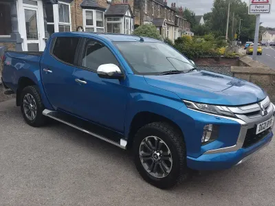 Used Mitsubishi L200 150 HP (110 kW) 2021 Blue Pickup