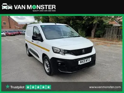 Used Peugeot Partner 2021 White MPV