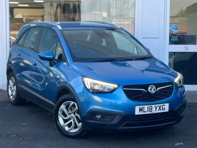 Second-hand Vauxhall Crossland X 2018 Albastru SUV