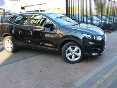 Used Nissan Qashqai Acenta Premium 2019 Black SUV