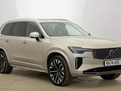 Used Volvo XC90 Ultra 250 HP (183 kW) 2025 Gold SUV