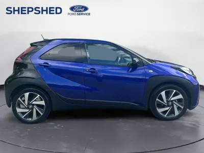 Used Toyota Aygo X 72 HP (52 kW) 2023 Blue SUV