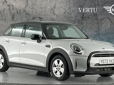 Used Mini Cooper Classic 136 HP (100 kW) 2022 Silver Hatchback