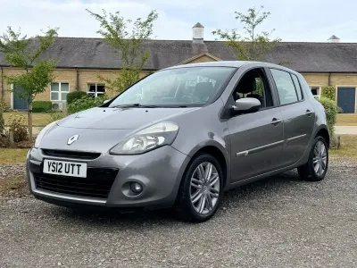 Used Renault Clio Dynamique 73 HP (53 kW) 2012 Grey Hatchback