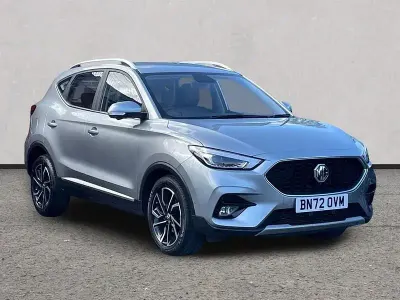 Używany MG ZS Exclusive 111 KM (81 kW) 2022 Srebrny SUV
